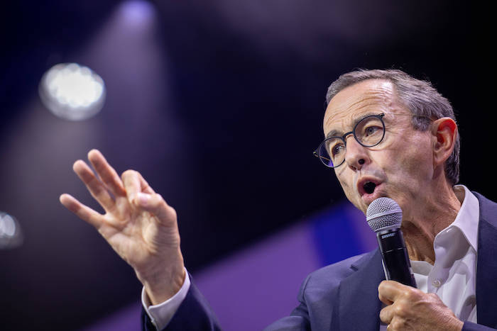 Pour une droite intégrale