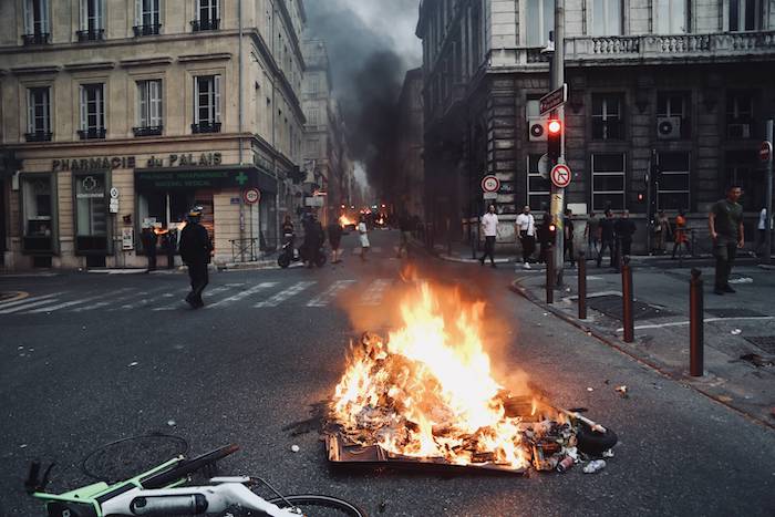 Les quatre marches à descendre pour une guerre civile