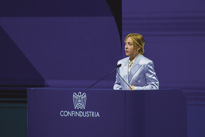 L’ITALIANISATION DU RASSEMBLEMENT NATIONAL