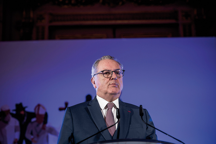 Couvrez ce cavalier législatif que je ne saurais voir…