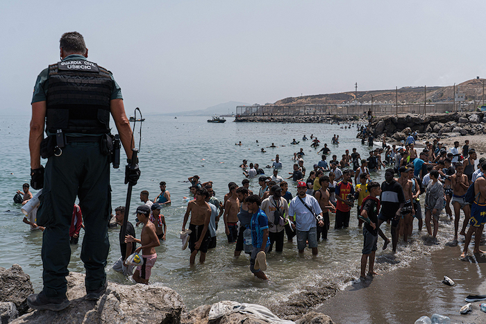 Ceuta : la frontière espagnole au cœur du bras de fer entre Madrid et Rabat